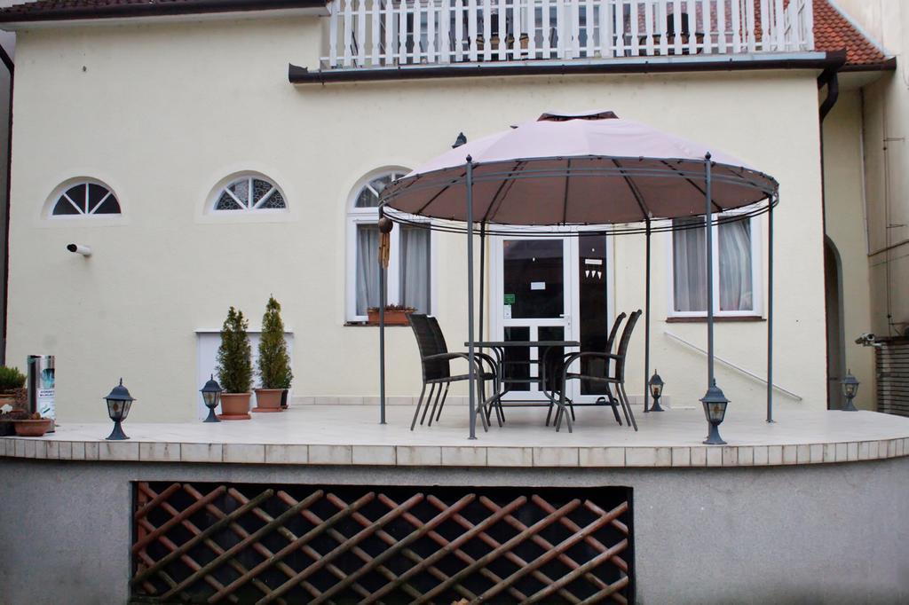 Hotel Palma Panzio Kaposvár Zewnętrze zdjęcie