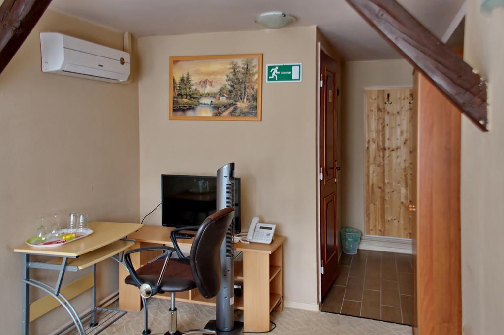 Hotel Palma Panzio Kaposvár Zewnętrze zdjęcie