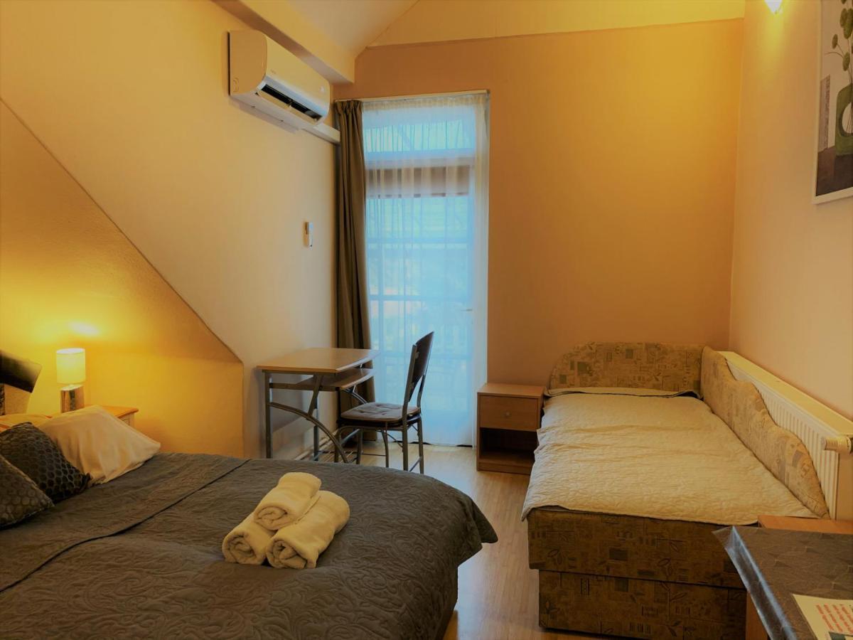 Hotel Palma Panzio Kaposvár Zewnętrze zdjęcie