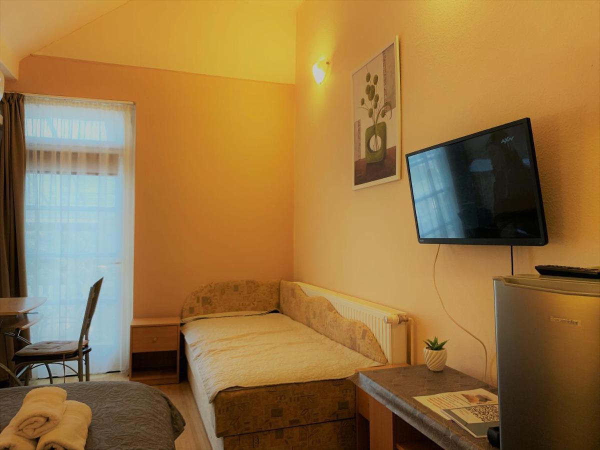 Hotel Palma Panzio Kaposvár Zewnętrze zdjęcie